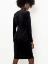 Čierne semišové púzdrové šaty CAMAIEU galéria