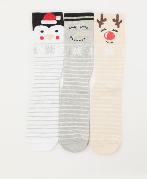 Sada troch dámskych vzorovaných ponožiek v bielej, sivej a béžovej farbe Trendyol