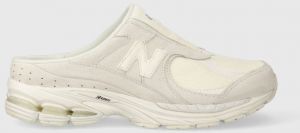 Šľapky New Balance M2002RMQ biela farba